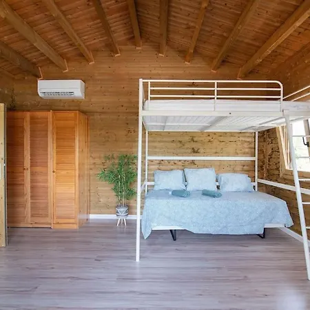 Estilo Mediterraneo Villa *